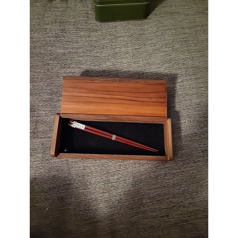 Vintage Chopsticks with Carved Wooden Box Ishida Japanese Lacquered Chopsticks